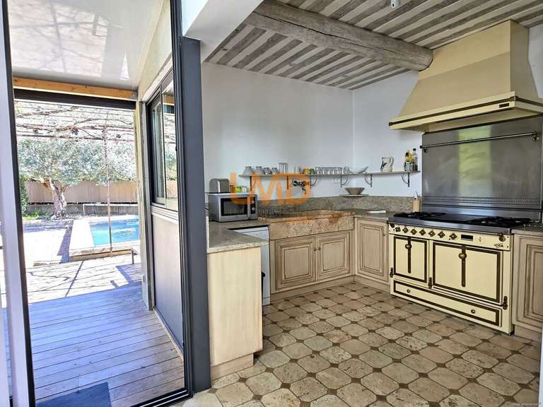 Maison Lagnes - 4 chambres - 212m²