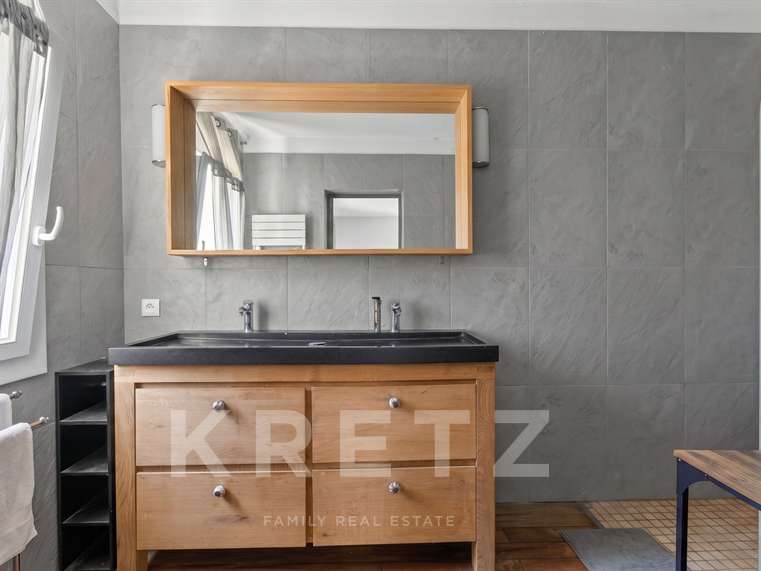 Maison Lagnes - 5 chambres - 256m²