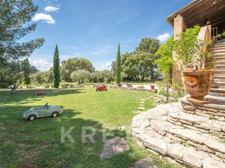 Maison Lagnes - 5 chambres - 256m²