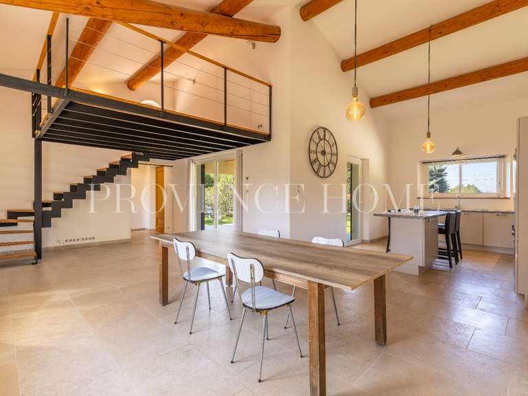 Maison Lagnes - 3 chambres - 115m²