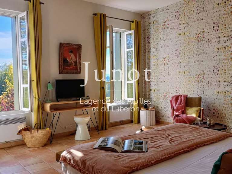 Propriété Lagnes - 9 chambres - 1150m²