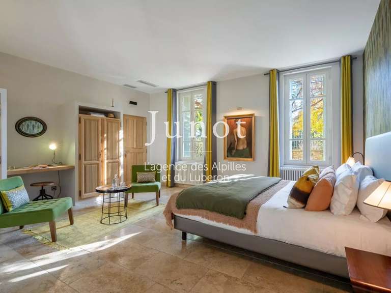 Propriété Lagnes - 9 chambres - 1150m²