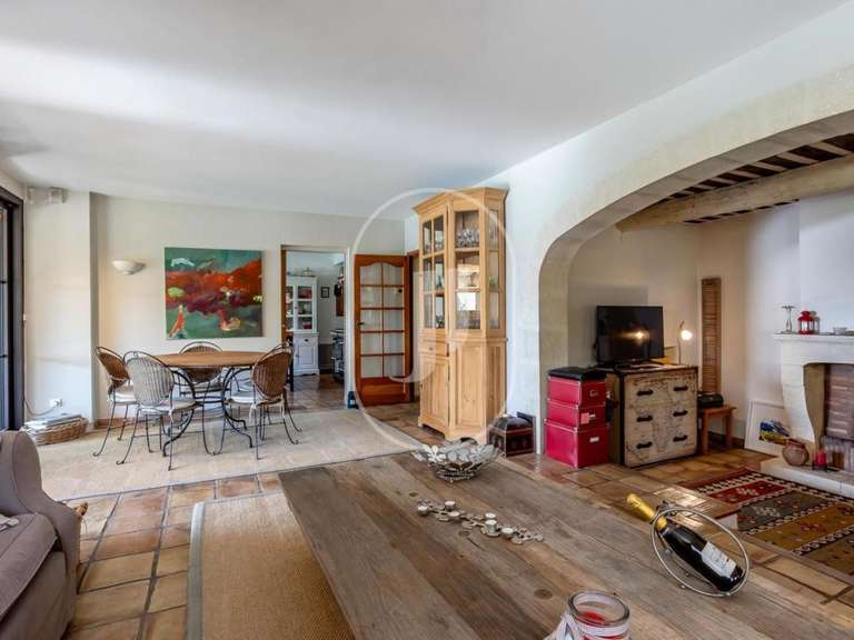 Villa Lagnes - 7 chambres - 261m²