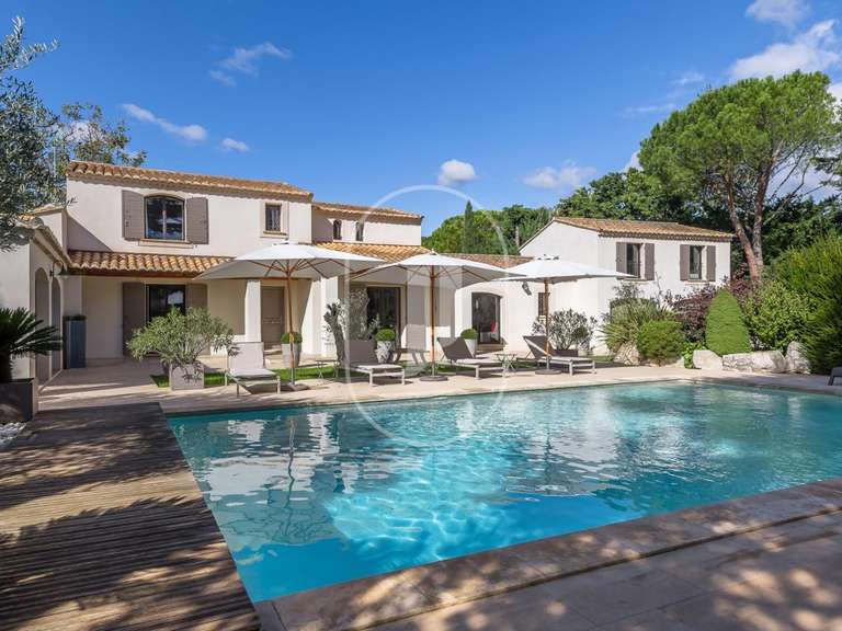 Villa Lagnes - 4 chambres - 197m²