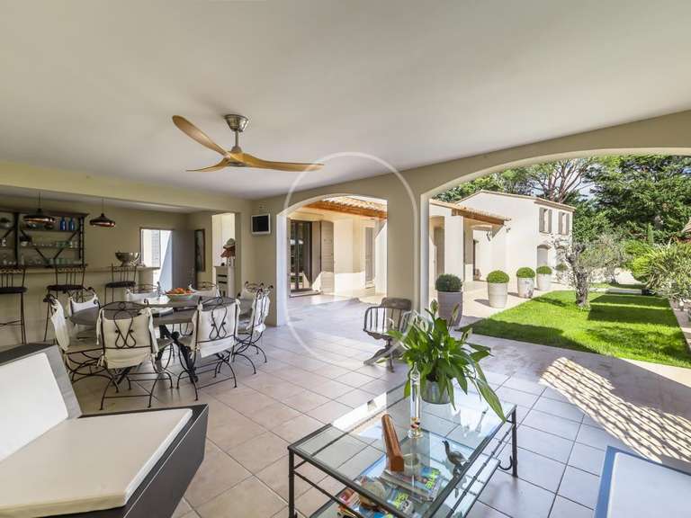 Villa Lagnes - 4 chambres - 197m²