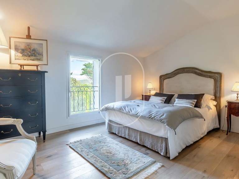 Villa Lagnes - 4 chambres - 197m²