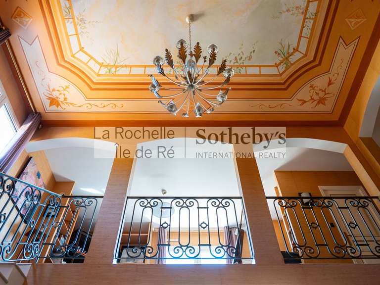 Maison Lagord - 4 chambres - 260m²