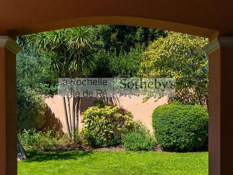 Maison Lagord - 4 chambres - 260m²