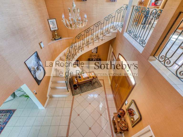 Maison Lagord - 4 chambres - 260m²