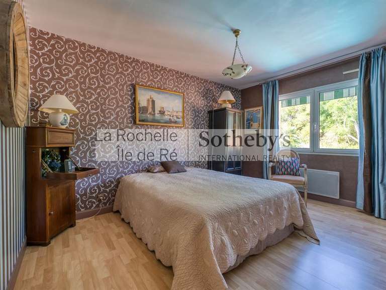 Maison Lagord - 4 chambres - 260m²