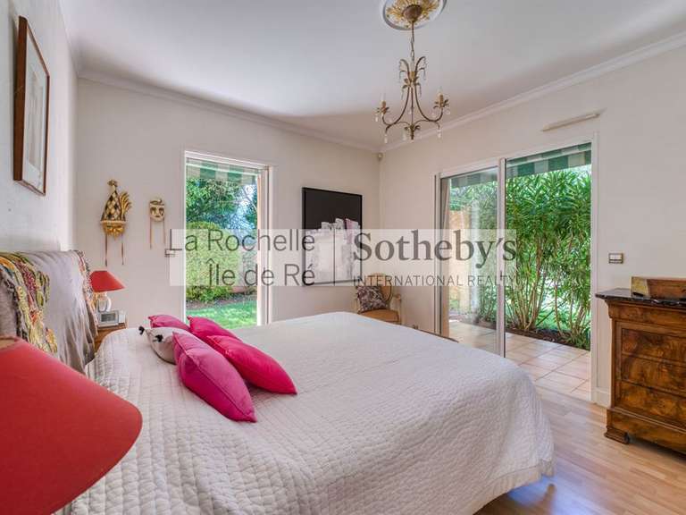 Maison Lagord - 4 chambres - 260m²