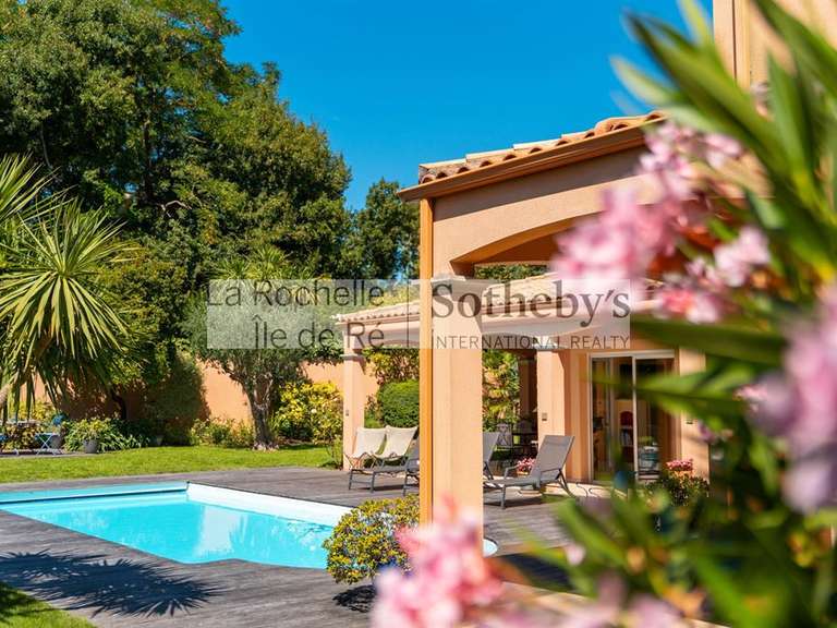 Maison Lagord - 4 chambres - 260m²