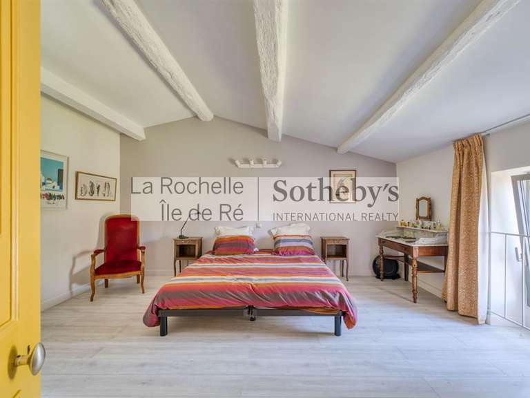 Maison Lagord - 4 chambres - 338m²