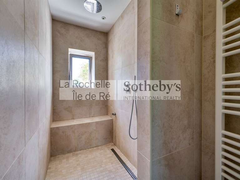 Maison Lagord - 4 chambres - 338m²