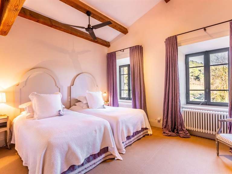 Maison Lagrasse - 10 chambres - 900m²