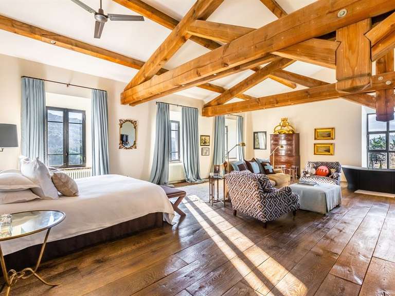 Maison Lagrasse - 10 chambres - 900m²