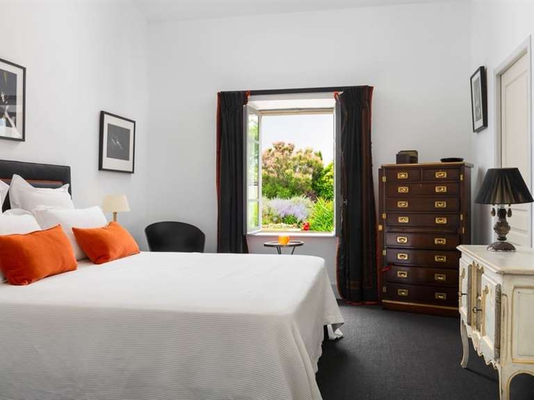 Maison Lagrasse - 10 chambres - 900m²