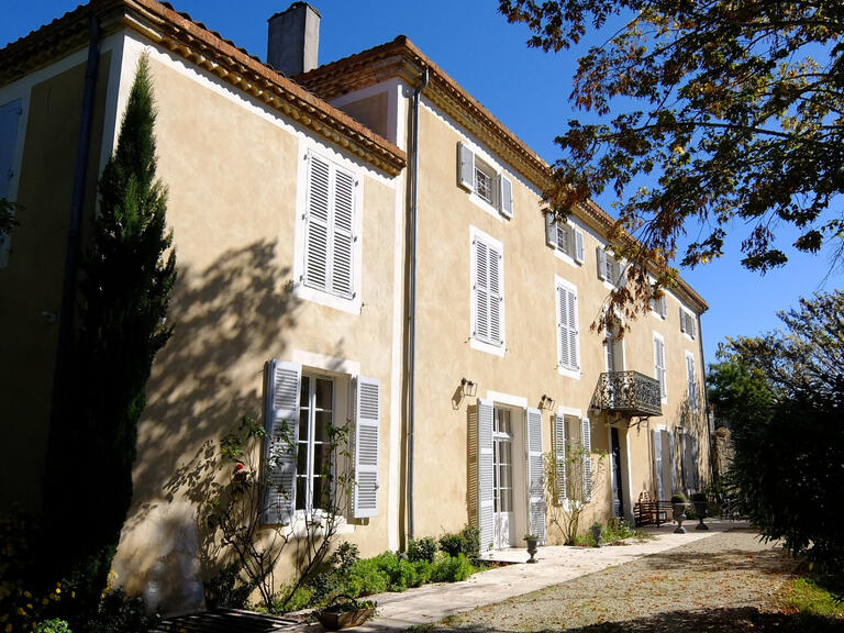 Propriété Lagraulet-du-Gers - 8 chambres - 576m²