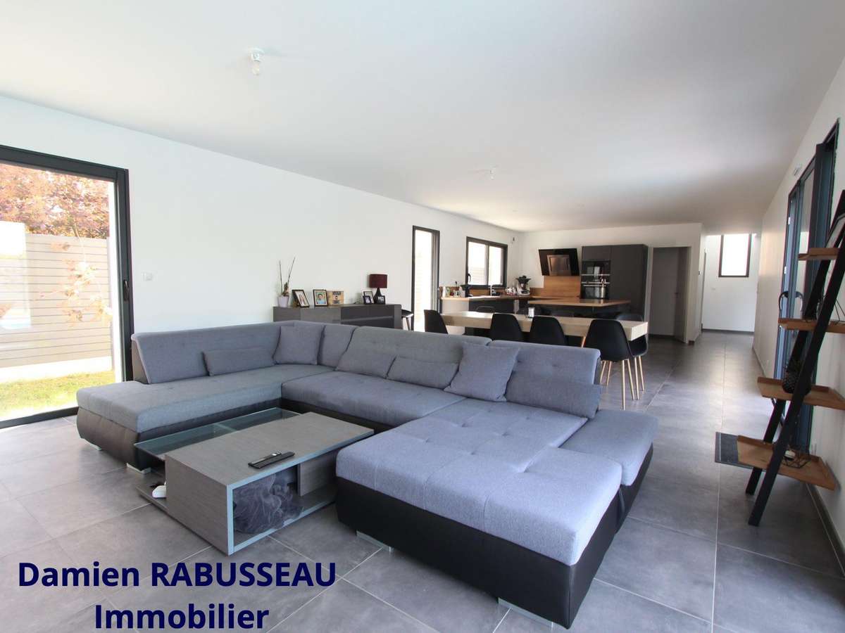 Maison Laillé