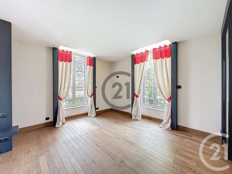 Maison Laines-aux-Bois - 5 chambres - 270m²