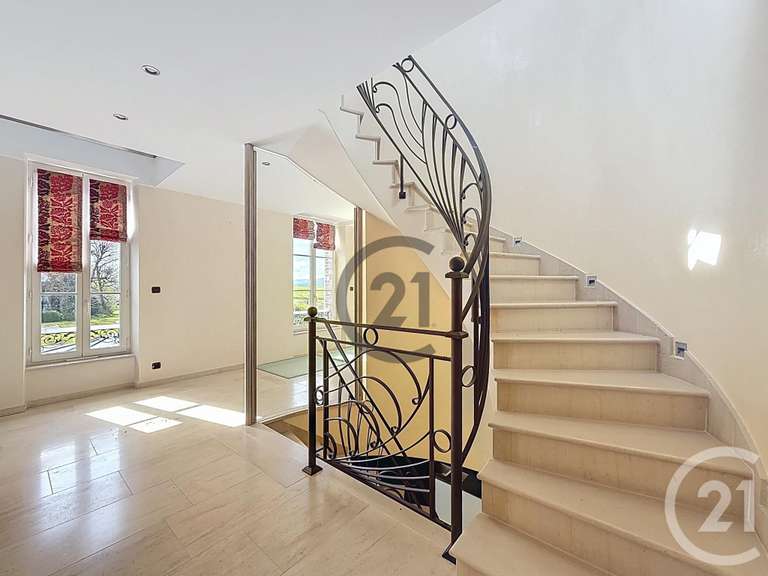 Maison Laines-aux-Bois - 5 chambres - 270m²