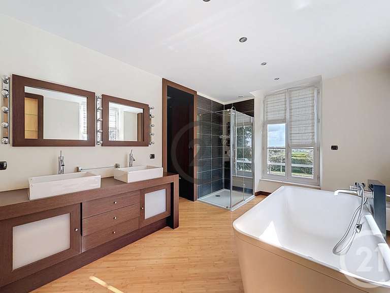 Maison Laines-aux-Bois - 5 chambres - 270m²