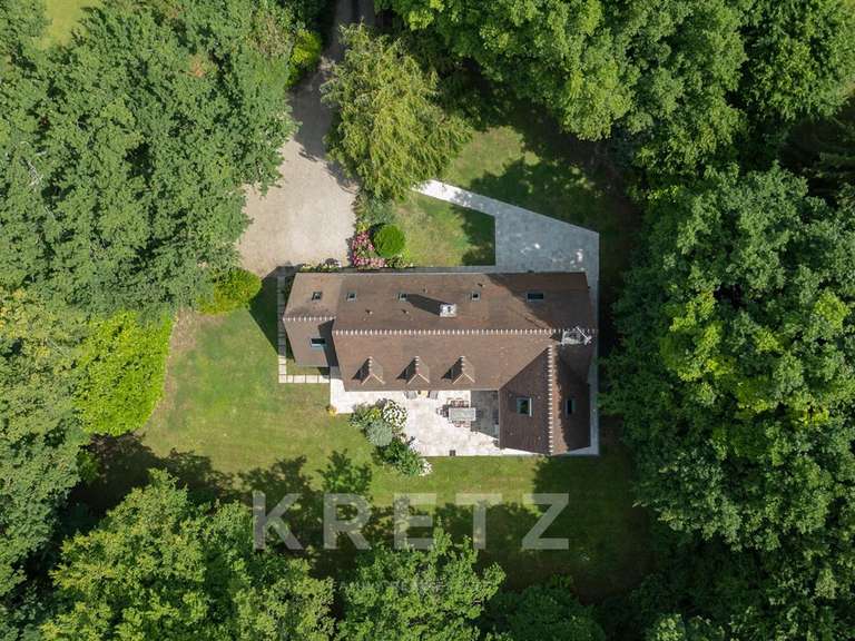 House Lainville-en-Vexin - 5 bedrooms - 250m²