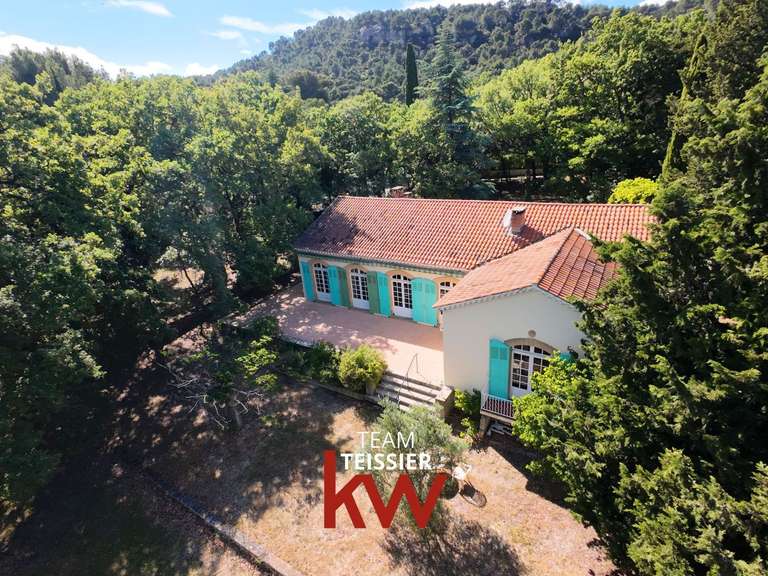Villa Lamanon - 4 bedrooms - 150m²