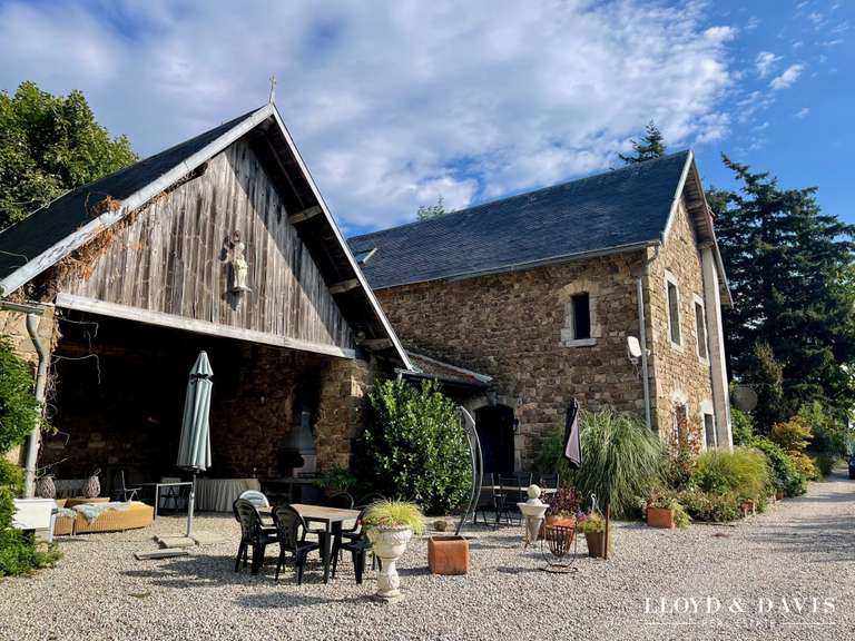 Château Lamastre - 19 chambres - 1000m²