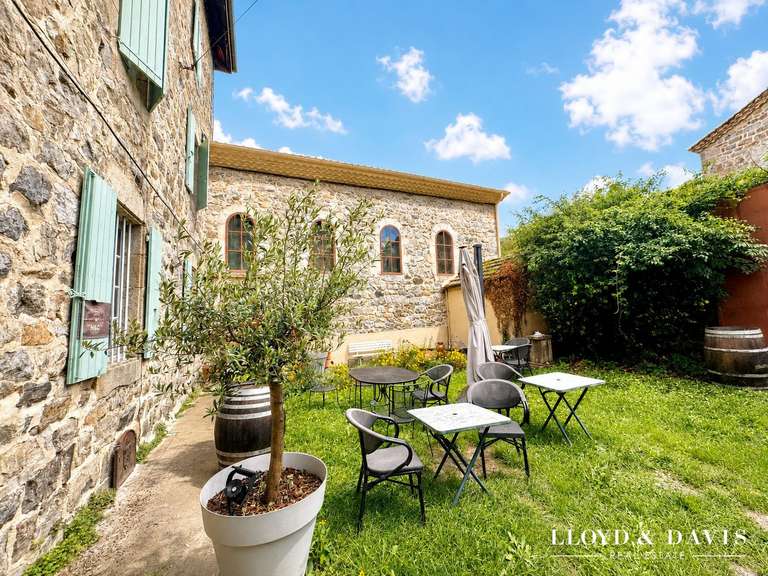 Maison Lamastre - 30 chambres - 1490m²
