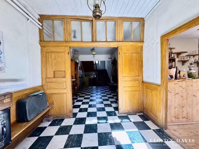 Maison Lamastre - 30 chambres - 1490m²