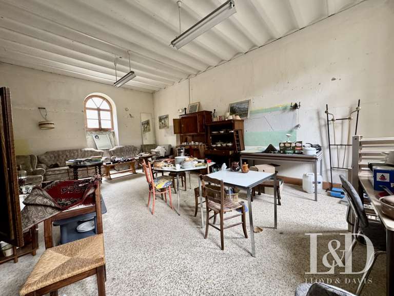 House Lamastre - 30 bedrooms - 1490m²