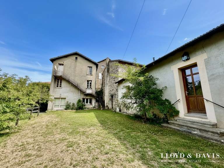 Maison Lamastre - 30 chambres - 1490m²
