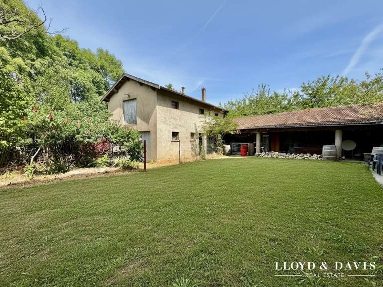 Maison Lamastre - 30 chambres - 1490m²