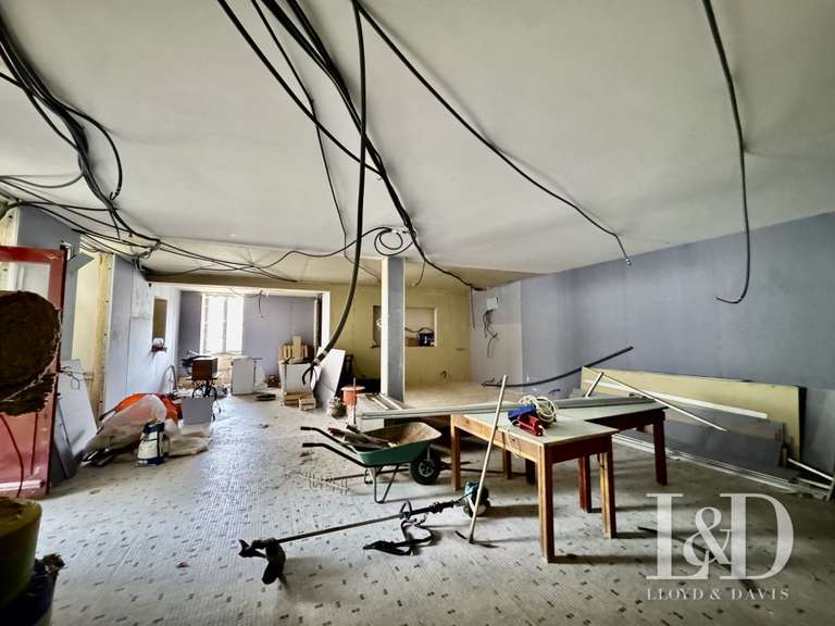 House Lamastre - 30 bedrooms - 1490m²