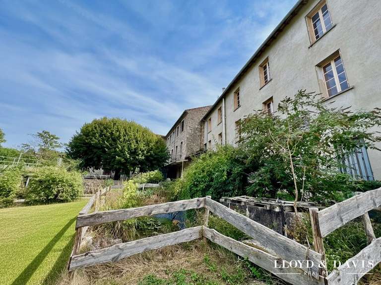 Maison Lamastre - 30 chambres - 1490m²