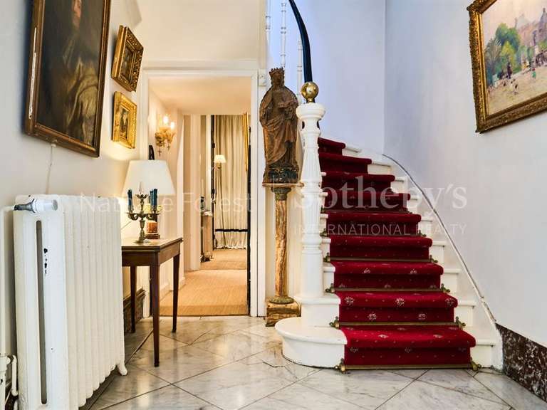 Appartement Lambersart - 3 chambres - 211m²