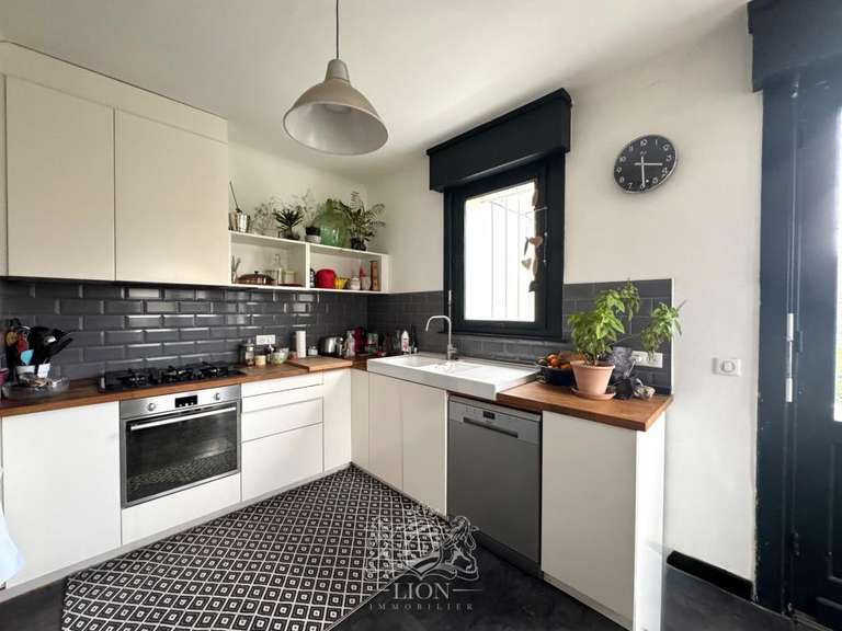 Maison Lambersart - 5 chambres - 140m²