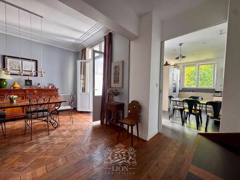 Maison Lambersart - 6 chambres - 166m²