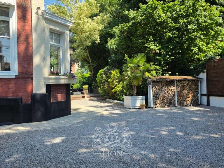 Maison Lambersart - 6 chambres - 223m²
