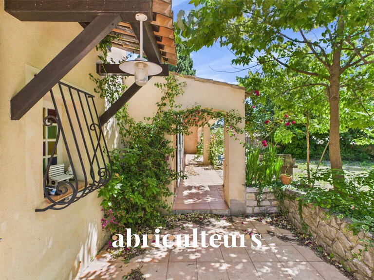 Maison Lambesc - 4 chambres - 155m²