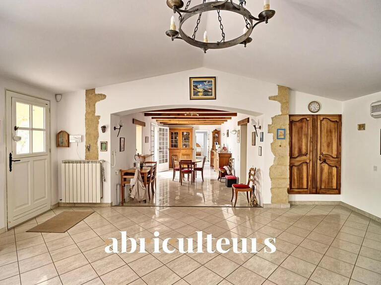 Maison Lambesc - 4 chambres - 155m²
