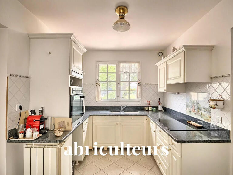 Maison Lambesc - 4 chambres - 155m²