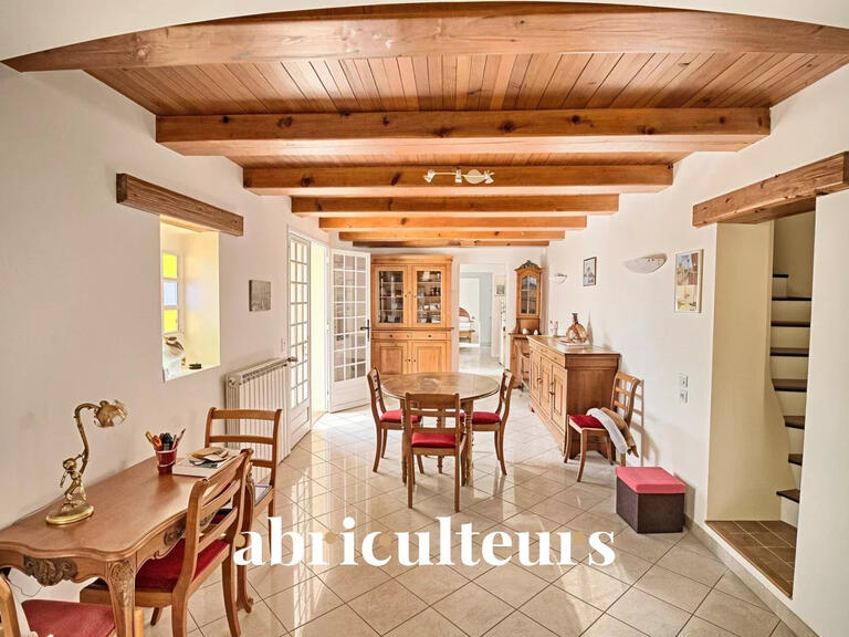 Maison Lambesc - 4 chambres - 155m²