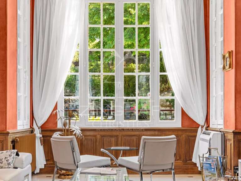 Maison Lambesc - 6 chambres - 260m²