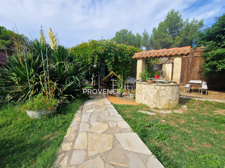 House Lambesc - 8 bedrooms - 200m²