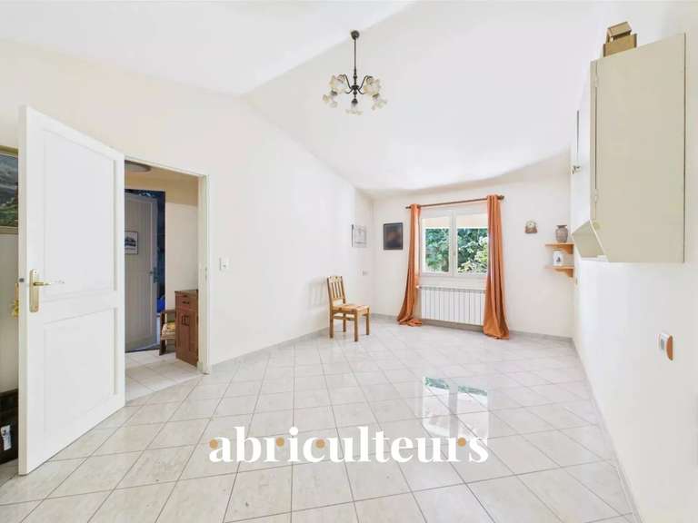 Maison Lambesc - 4 chambres - 155m²