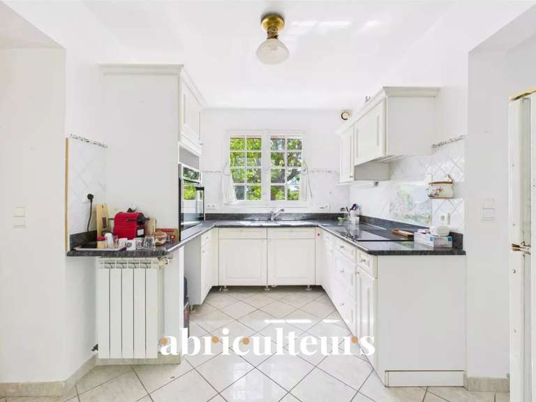 Maison Lambesc - 4 chambres - 155m²