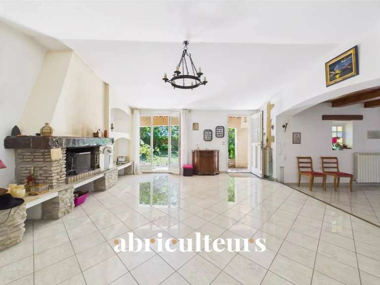 Maison Lambesc - 4 chambres - 155m²
