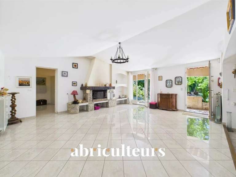 Maison Lambesc - 4 chambres - 155m²